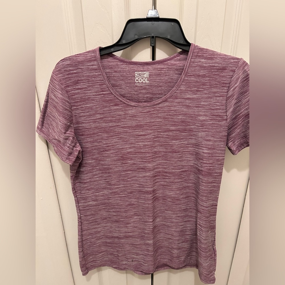 32 degrees cool short sleeve purple tee mixed with white streaks